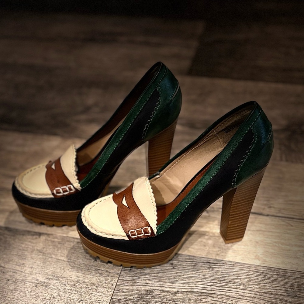 MIA Newberry Women's Platform Heels Size 6.5